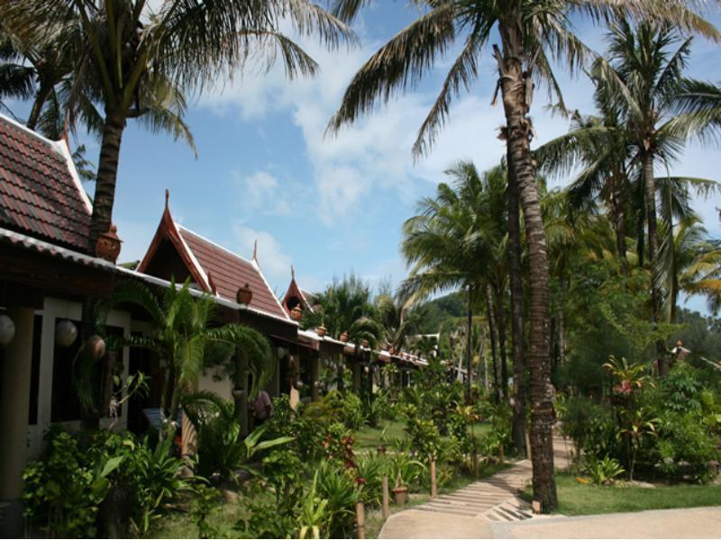 อันดามัน บางเทาเบย์ รีสอร์ต Hotel Phuket ภายนอก รูปภาพ