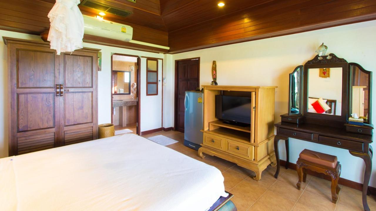 อันดามัน บางเทาเบย์ รีสอร์ต Hotel Phuket ภายนอก รูปภาพ